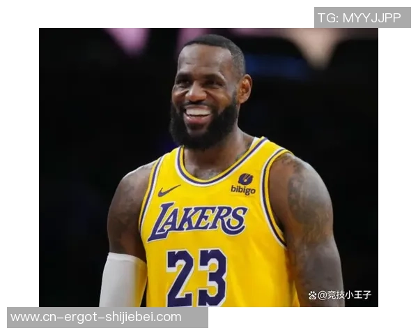 洛杉矶湖人队：勒布朗·詹姆斯在赛季初次露脸前康复全面练习，并揭露议论坐骨神经痛